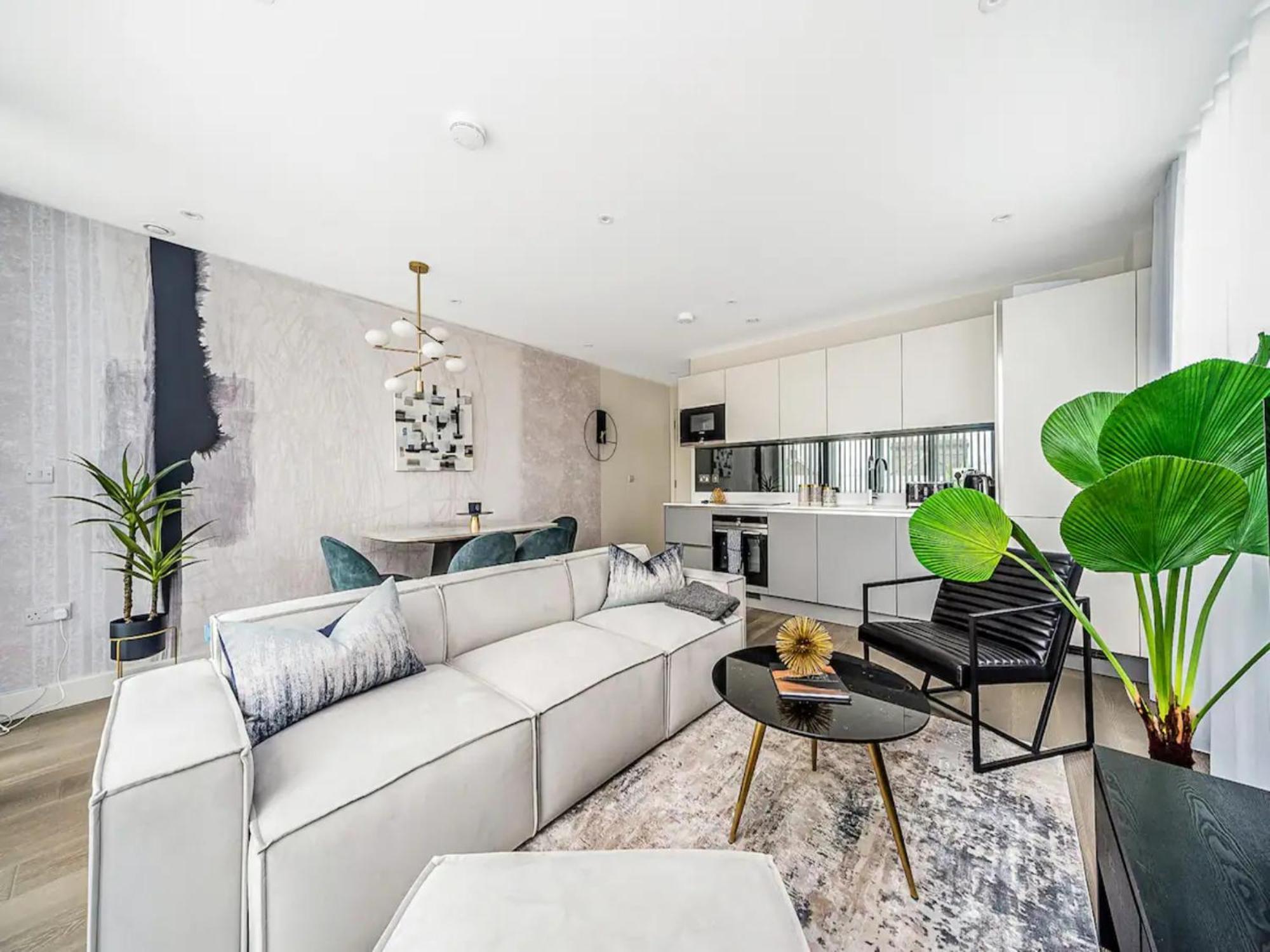 Apartamento Pass The Keys Penthouse Oasis In Trendy Fulham Londres Exterior foto